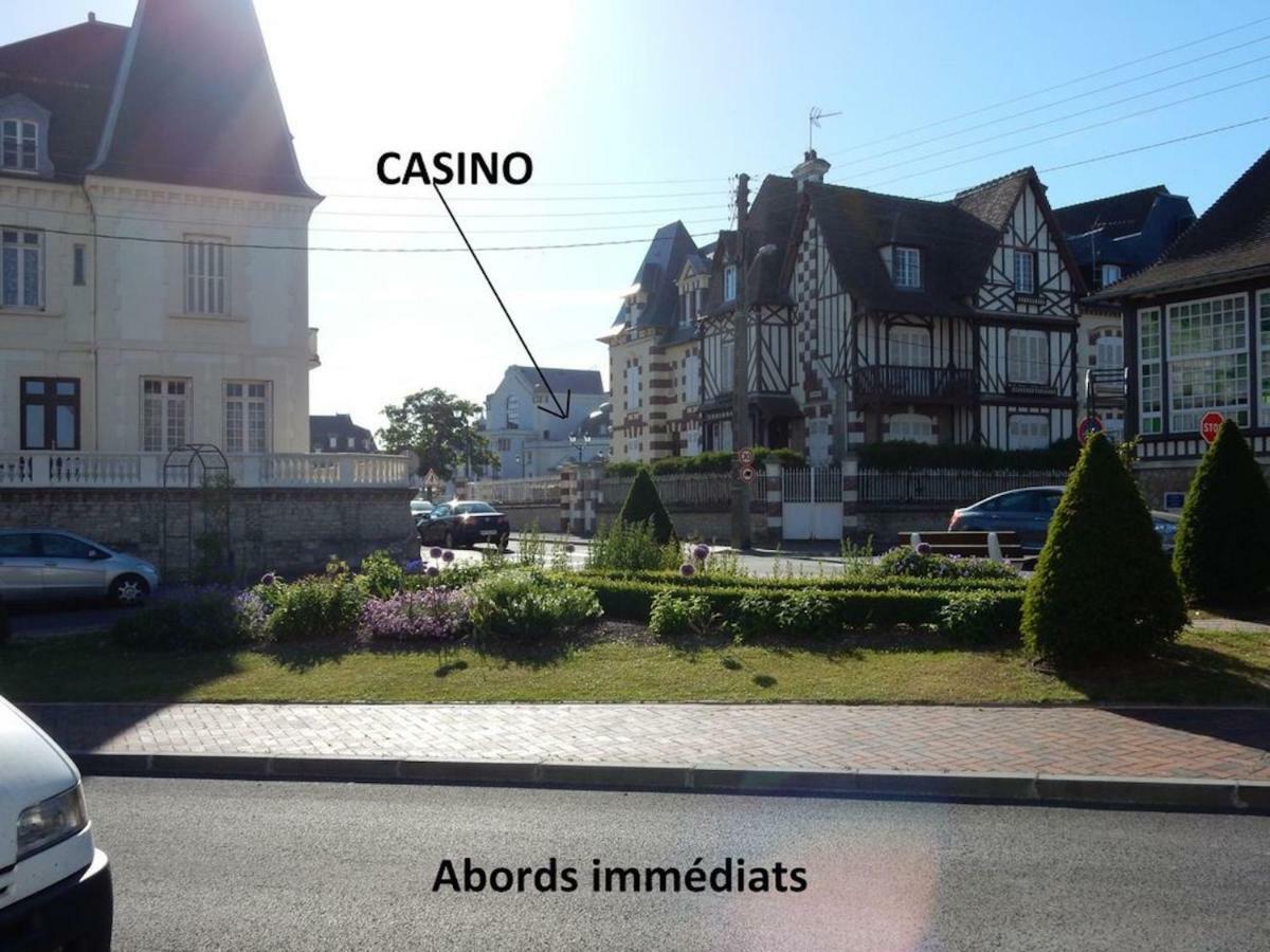 Appartement Bien-Etre 2 Chambres Au Coeur De Cabourg - מראה חיצוני תמונה